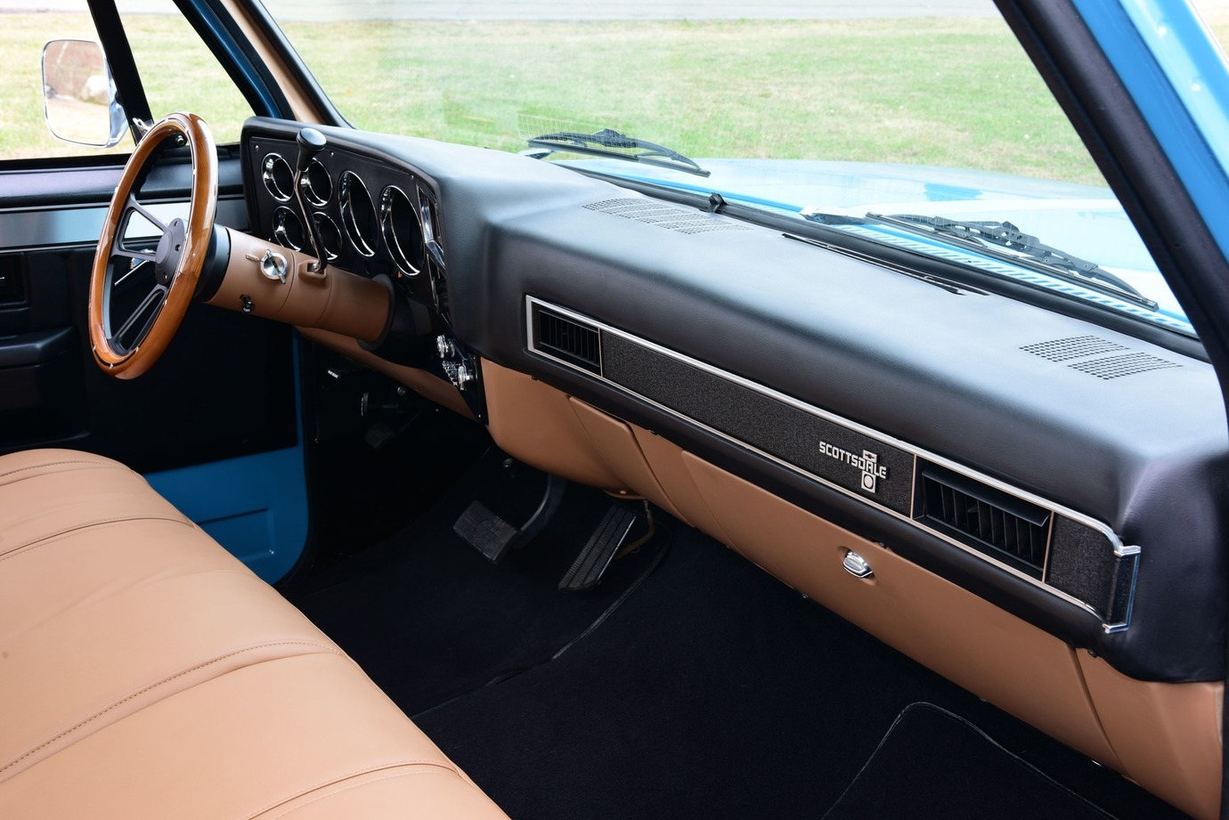 1983 chevy truck interior