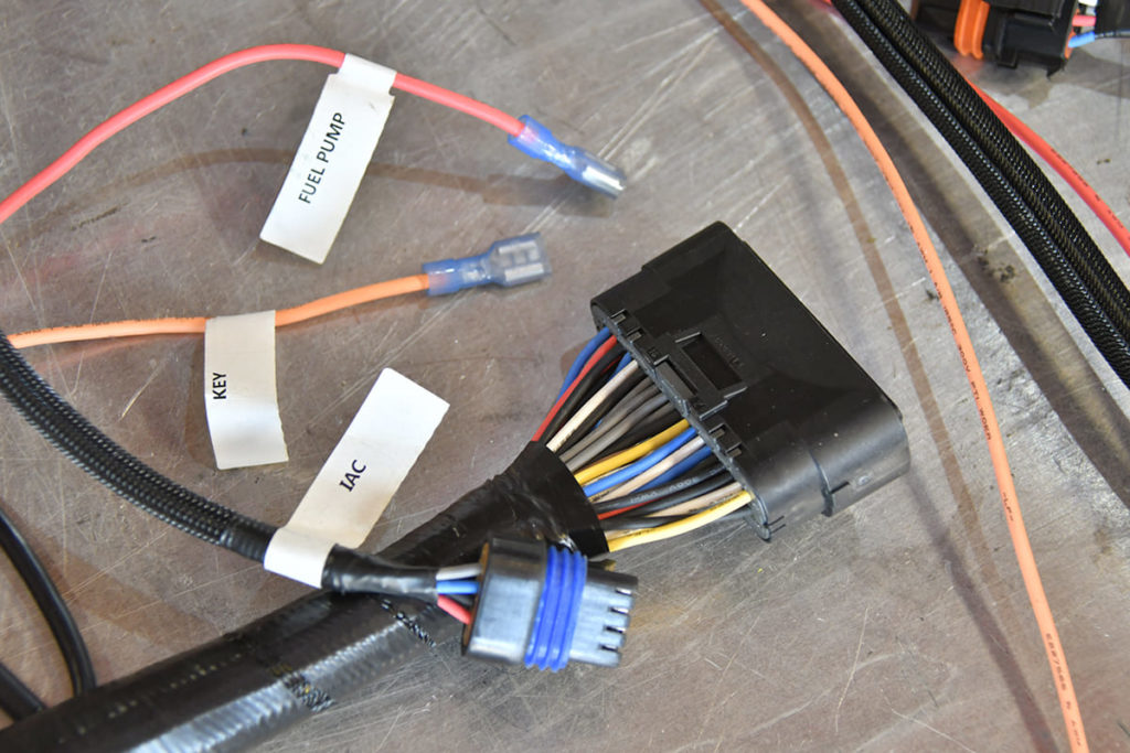 FiTech Ultra Ram EFI System installation process with images.