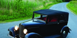 32-Ford-B400-Sedan-Front-Quarter-Profile