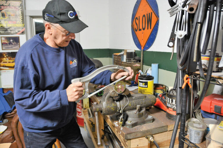 Installing a Universal Fuel Sending Unit and Fuel Tank 1936 Ford Project
