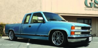 00 1988 GMC Sierra lowered with Wilwood big brake kit