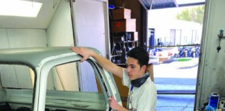 001 How To Replace A Door On A 1977-1987 Chevy C10