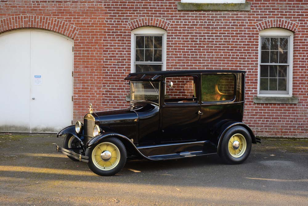 Hot Rod Model T Ford Tudor Sedan