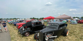 01 52nd Annual National Street Rod Association