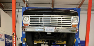 00 How To Pair a Ford 352 Engine To A GM 200-4R Transmission