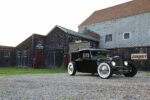 01 1932 Ford 5-Window Coupe With a Vintage Look