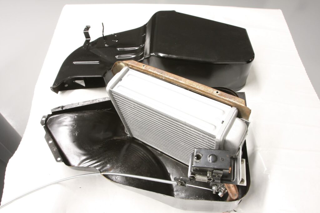thumbnail image 2 of Chrome Deluxe Heater Control For 1955-1959 Chevy Trucks - COUNTERPART 55-17525-ASM 2 of 6