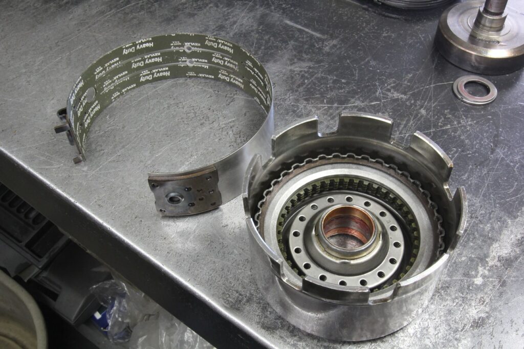 Save your 700 R4 transmission with a constant pressure valvebody