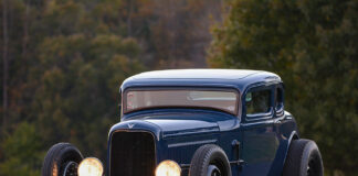 05 Classic looking 32 Ford Coupe