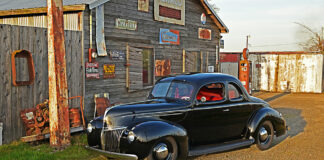 01 Road Hugging Ragtop ‘39 Ford DeLuxe Coupe
