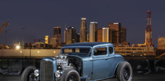 01 East Coast Styled ‘32 Deuce Coupe