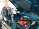 01 Veteran custom hot rod builder Don Lindfors demonstrated Vintage Airs Monster CustomFit Fan assembly