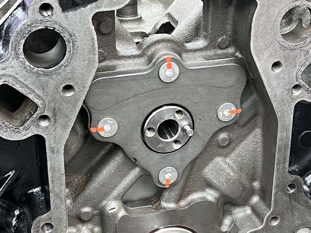 30 camshaft retaining plate sum 150106