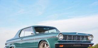00 5 7L Gen III Hemi power in a 1965 Dodge Dart