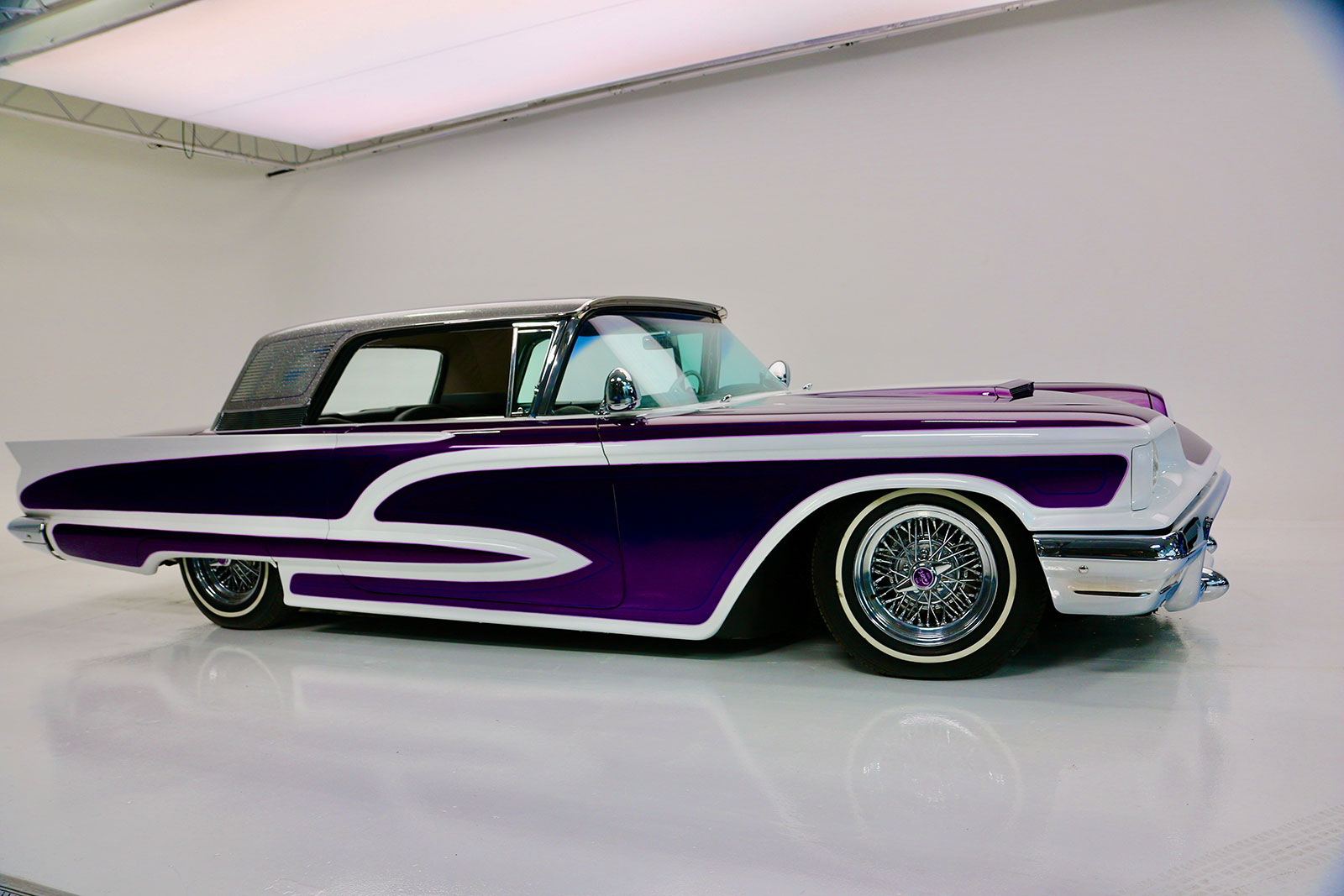 Custom 1959 Ford Thunderbird