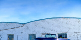 01 1953 Buick Special convertible front view