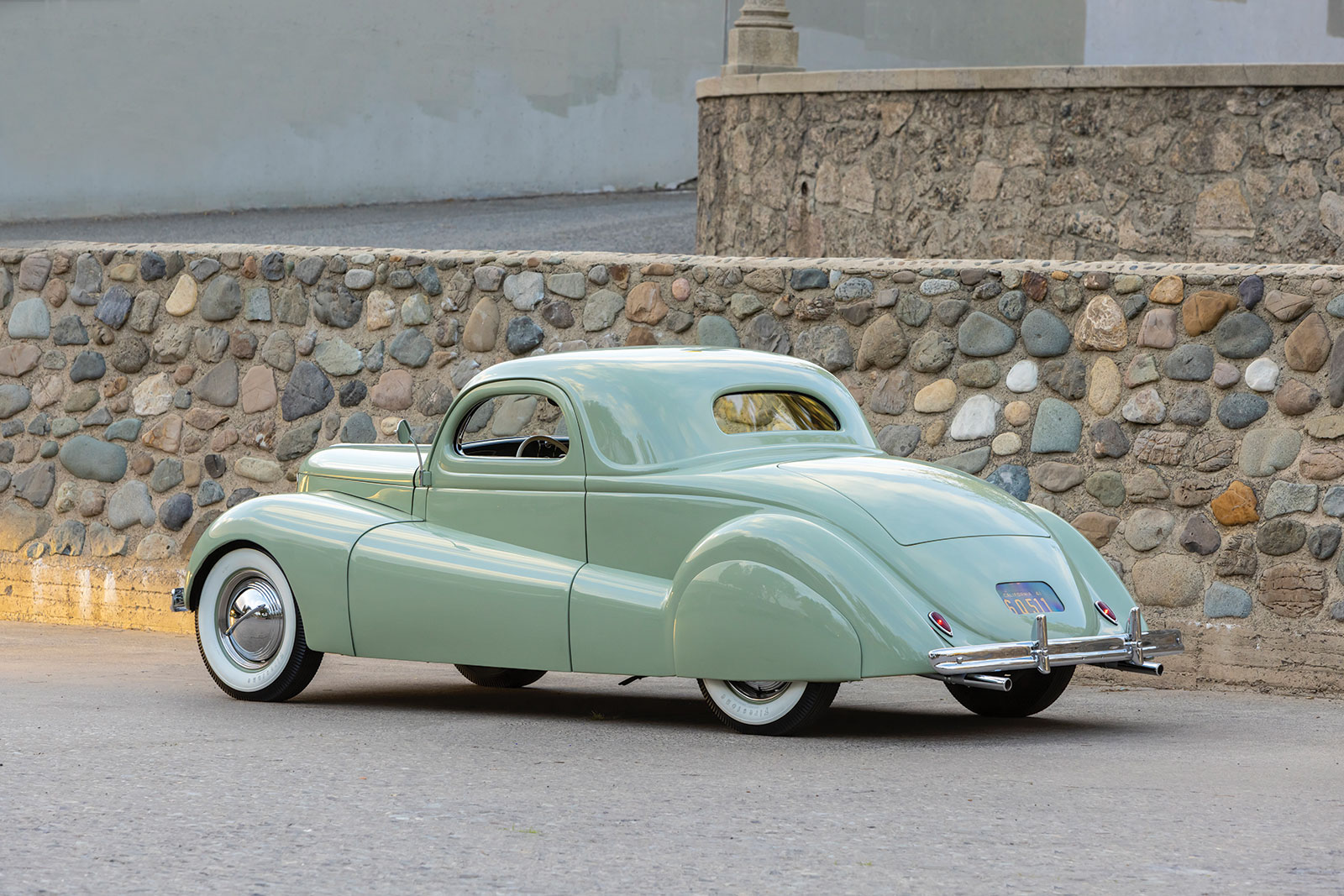 05 Vintage beauty Jimmy Summers 36 Ford custom coupe