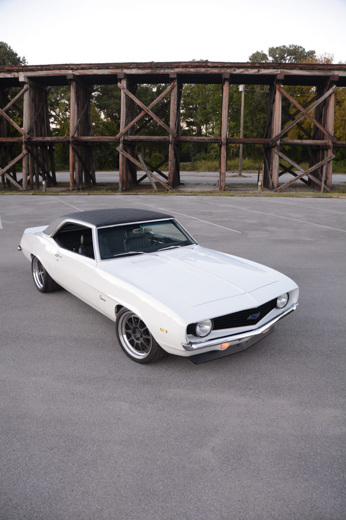Dynamic Speed And Custom Builds A Top-Notch Pro Touring 1969 Camaro