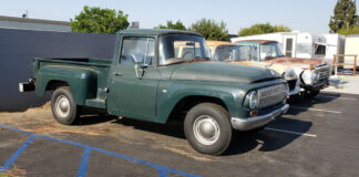 01 International Harvester pickup Anvil IH Roof