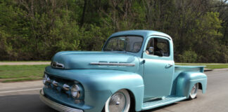01 Driving 1951 F1 Ford