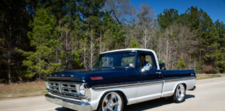 01 Driving 1972 F100