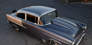 01 Aerial view of a classic grey car with chrome detailing and modern wheels