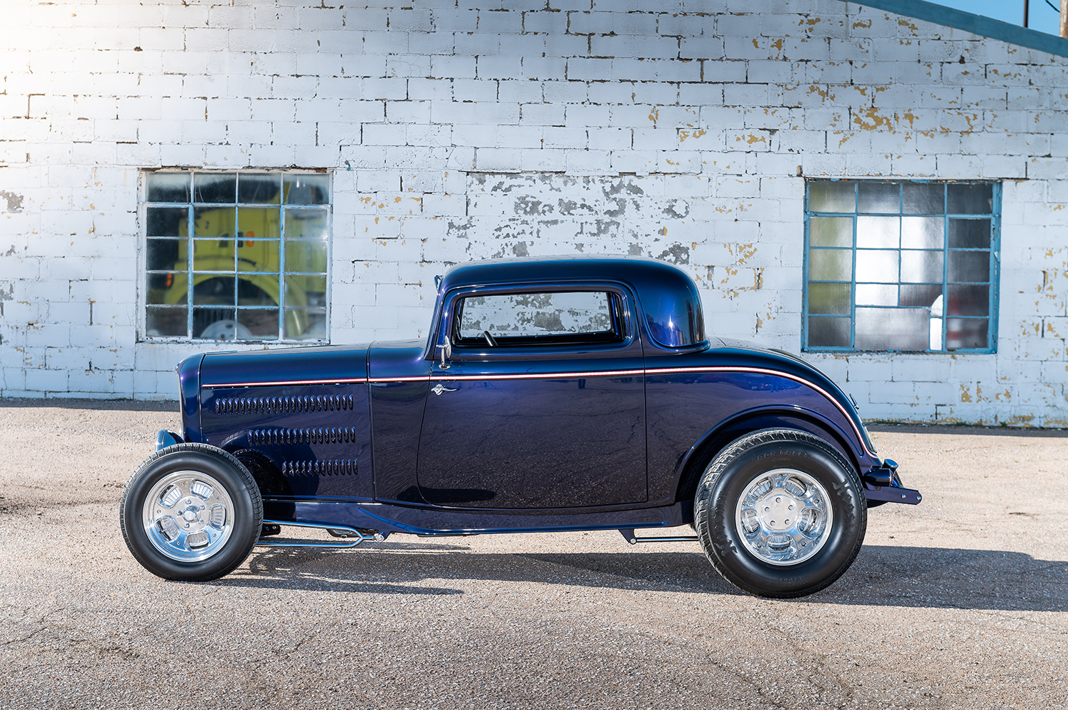 02 Classic 1932 Ford Coupe featuring chrome wheels and a clean deep blue body finish