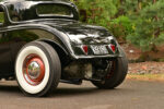 08 1932 Ford Coupe rear view with dual exhaust pipes tear drop taillights Halibrand quick change rear end