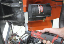 000 Powermaster starter installation with torque adjustment using a ratchet
