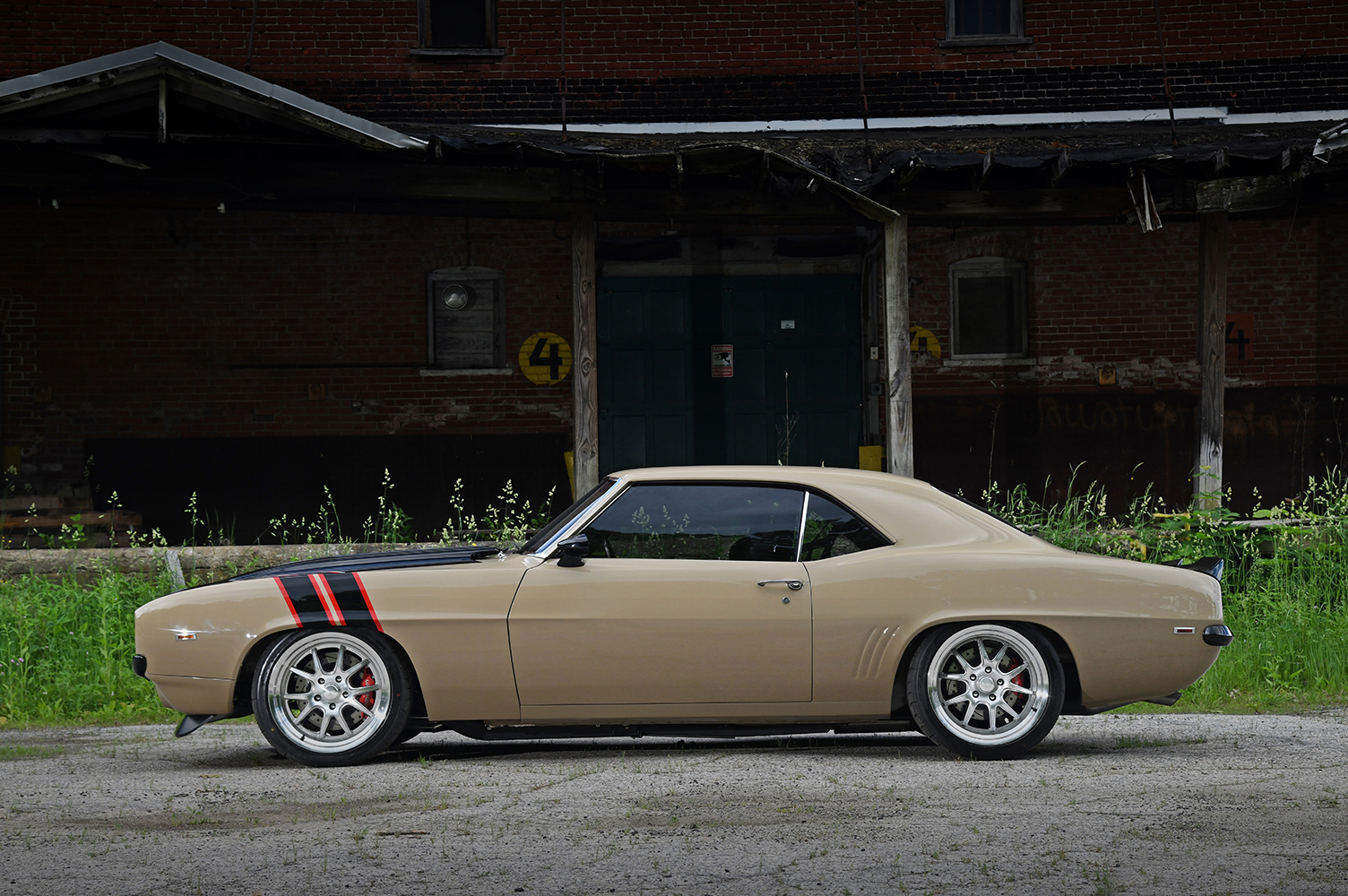004 1969 Camaro side profile lowered stance deep dish wheels big brake kit