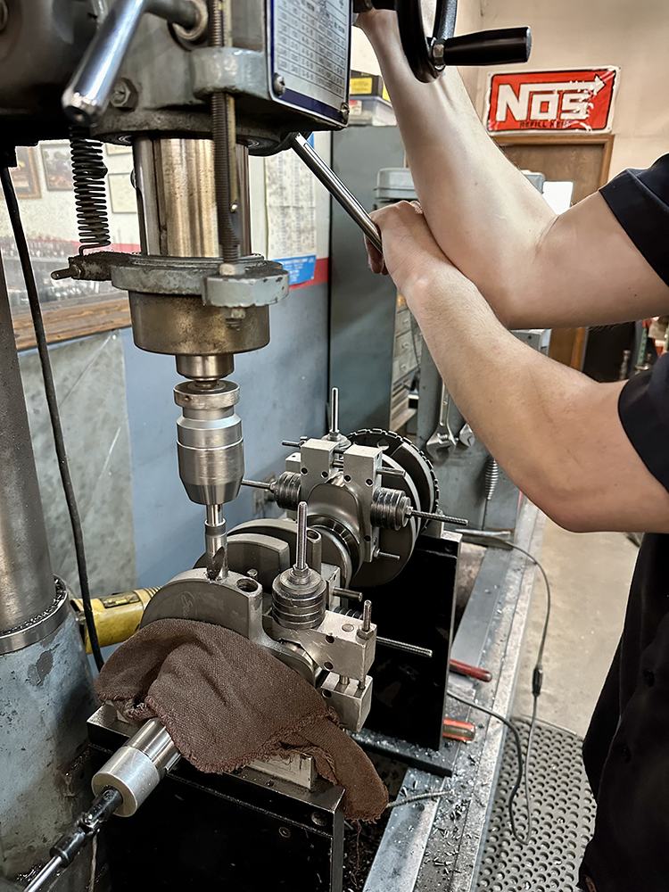011 Crankshaft drilling machining high performance LS engine build precise oil flow and balance