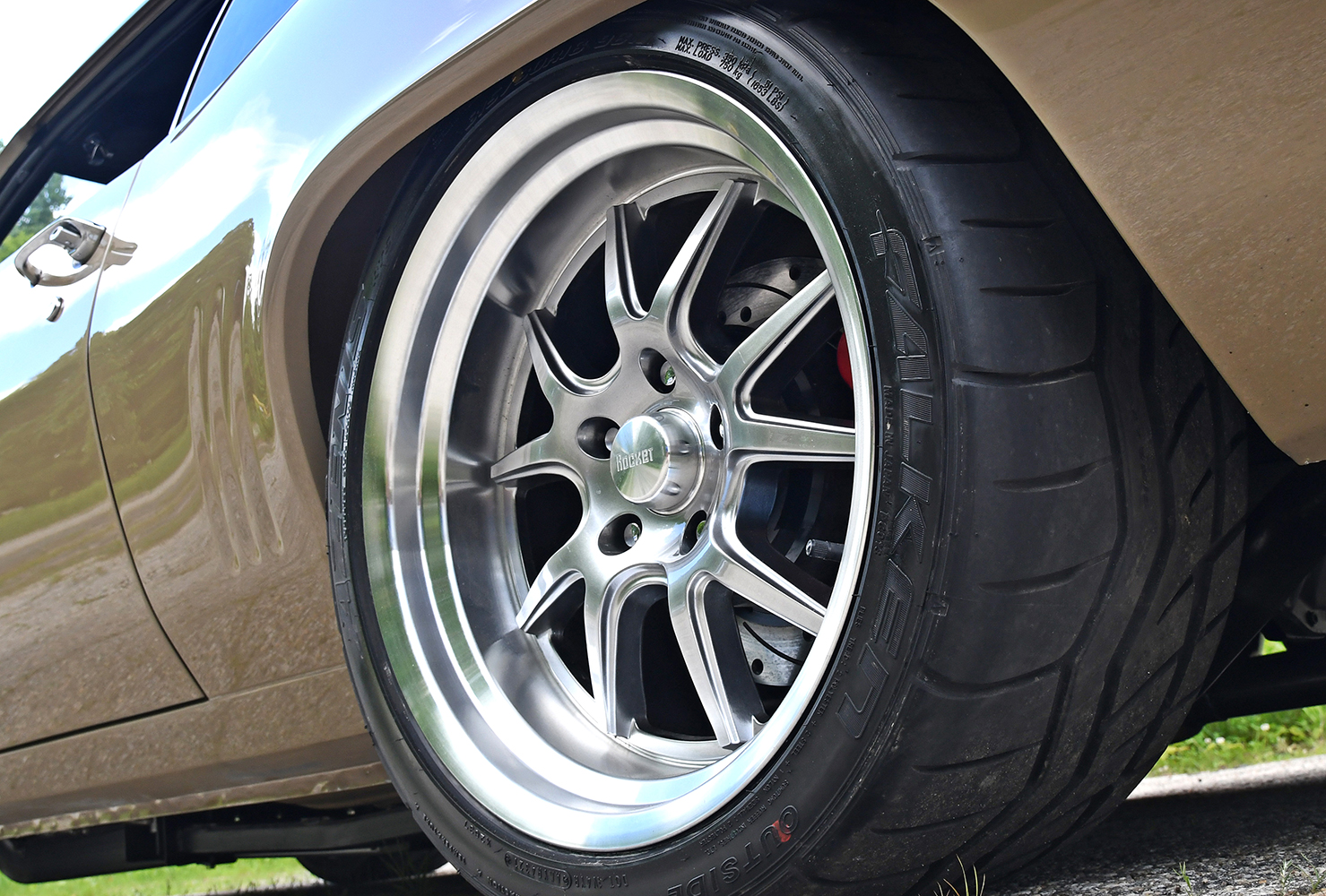 016 1969 Camaro Rocket Racing wheels deep dish Falken tires pro touring stance