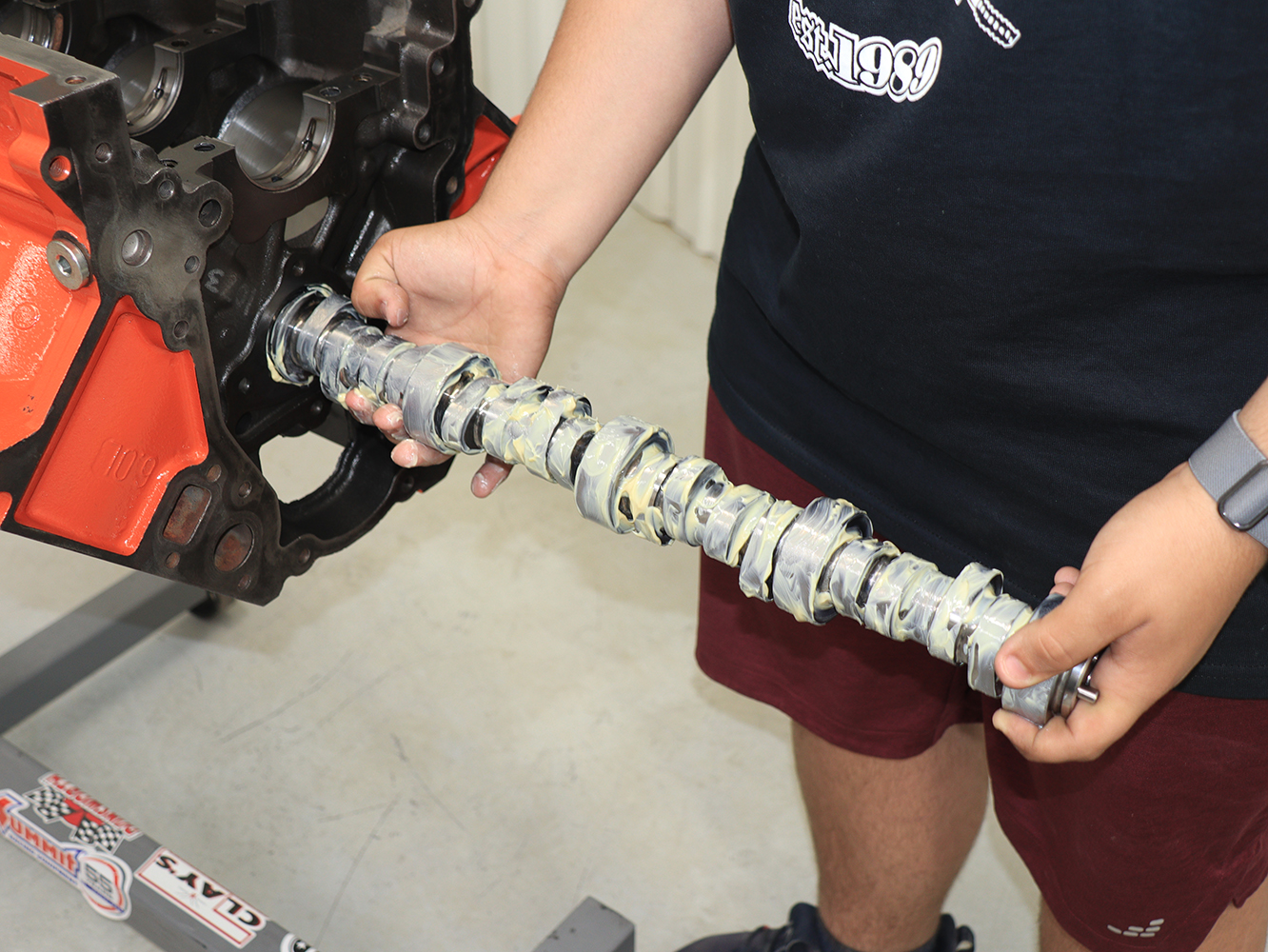 018 Camshaft installation LS engine with assembly grease Chevy high performance build smooth rotation