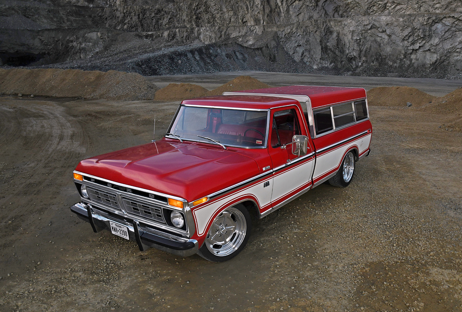 02 1976 Ford F 150 front grille chrome bumper vintage square body styling