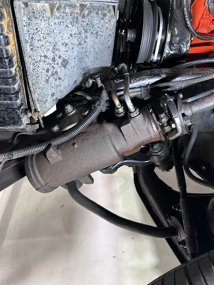 02 Factory steering box and linkage on a classic Chevrolet truck before removal