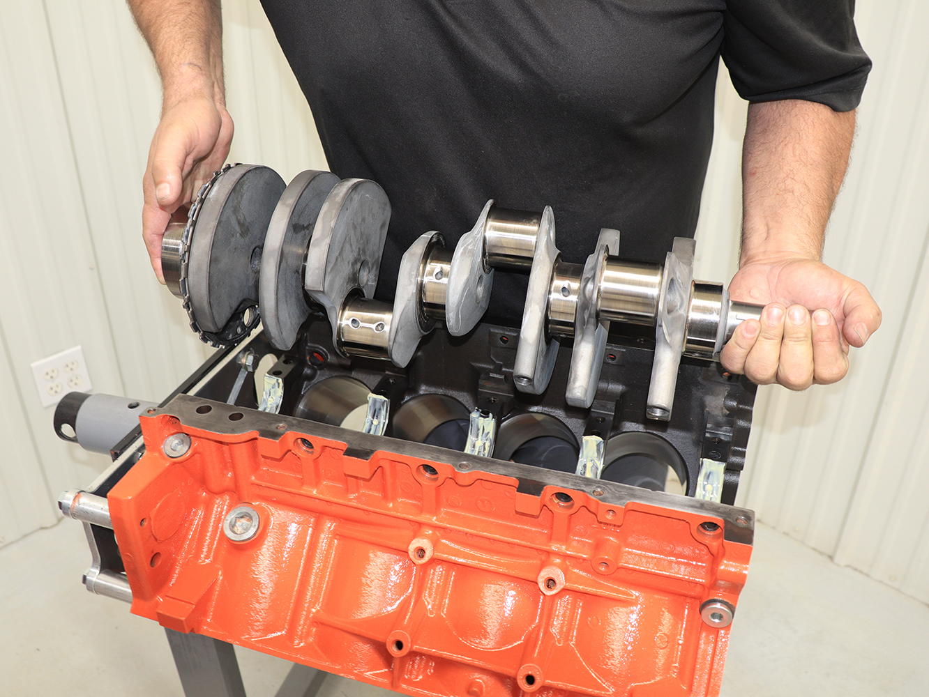 020 Crankshaft installation LS3 engine freshly painted orange block