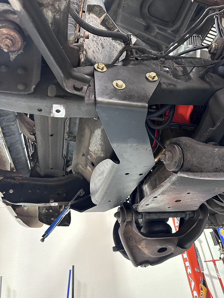 07 Installed steering rack bracket securely bolted to the truck’s frame rails