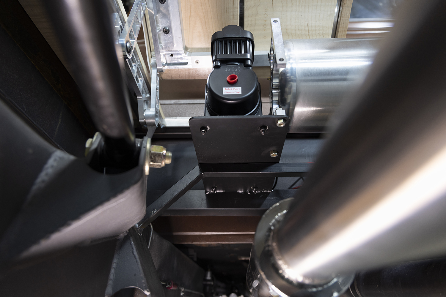 10 Overhead view of the VIAIR compressor and air tank installation
