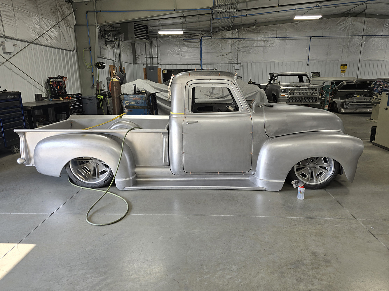 18 Side profile of the truck now with the chopped roof in place