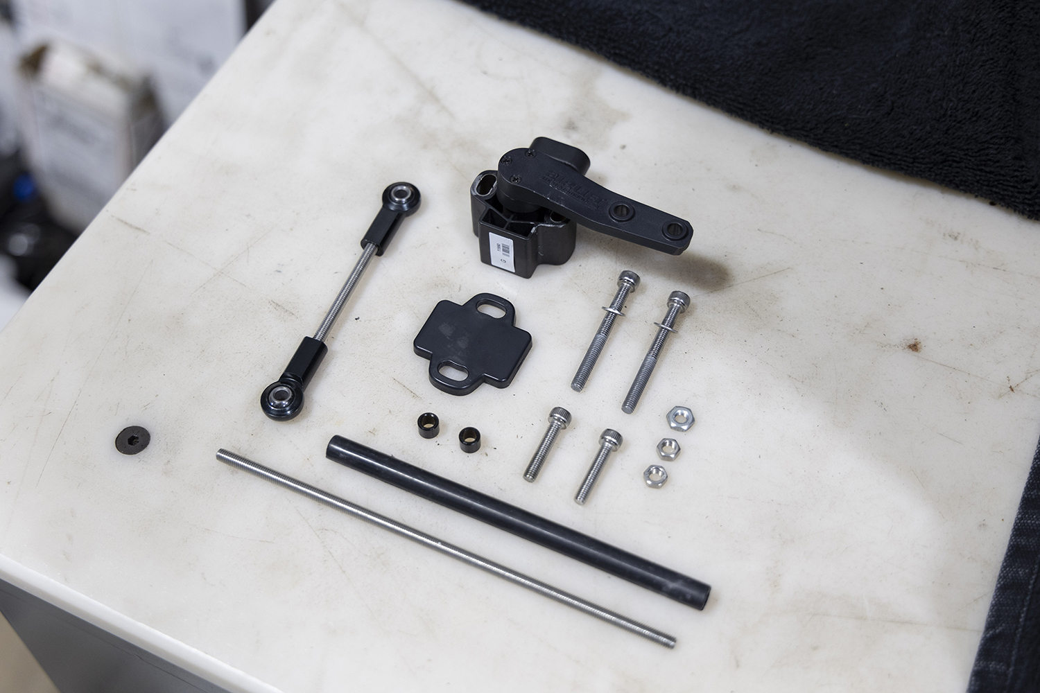 19 Air Lift Performance sensor linkage kit laid out for installation