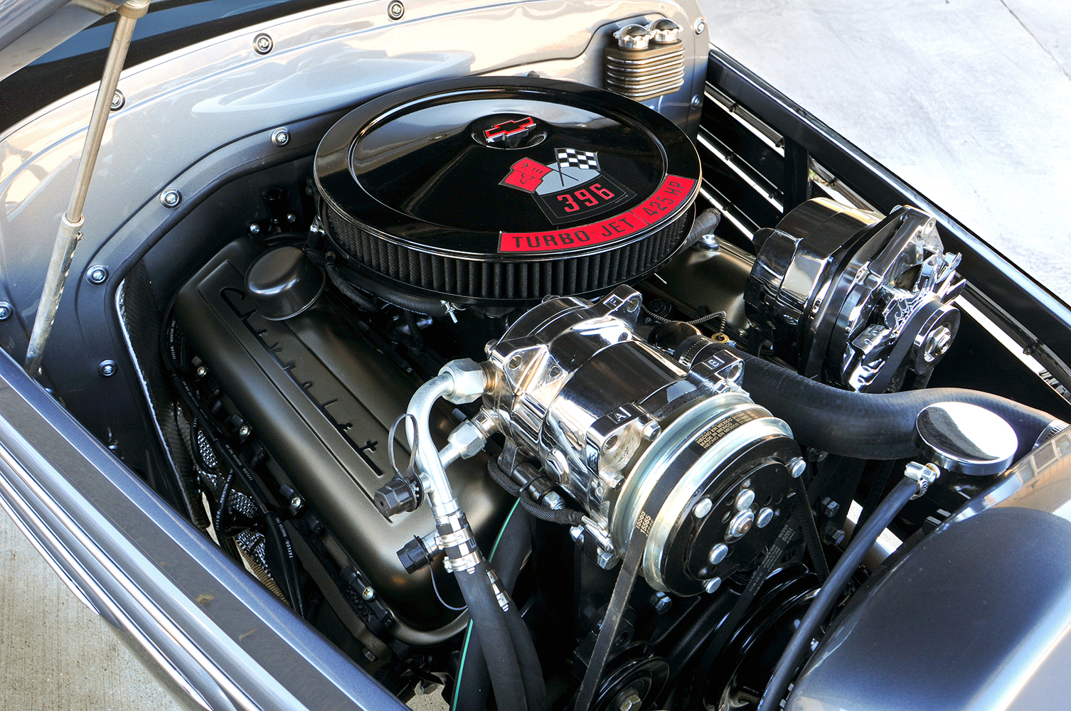 Big-Block Powered 1935 Chevy Coupe