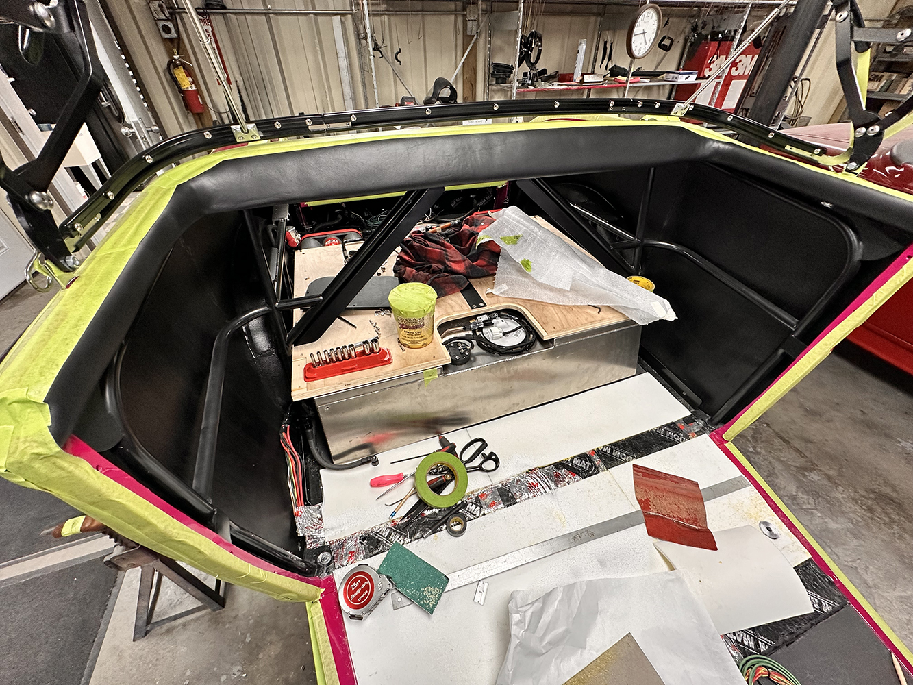 14 Fuel cell and wiring installation in a 1932 Ford Roadster trunk