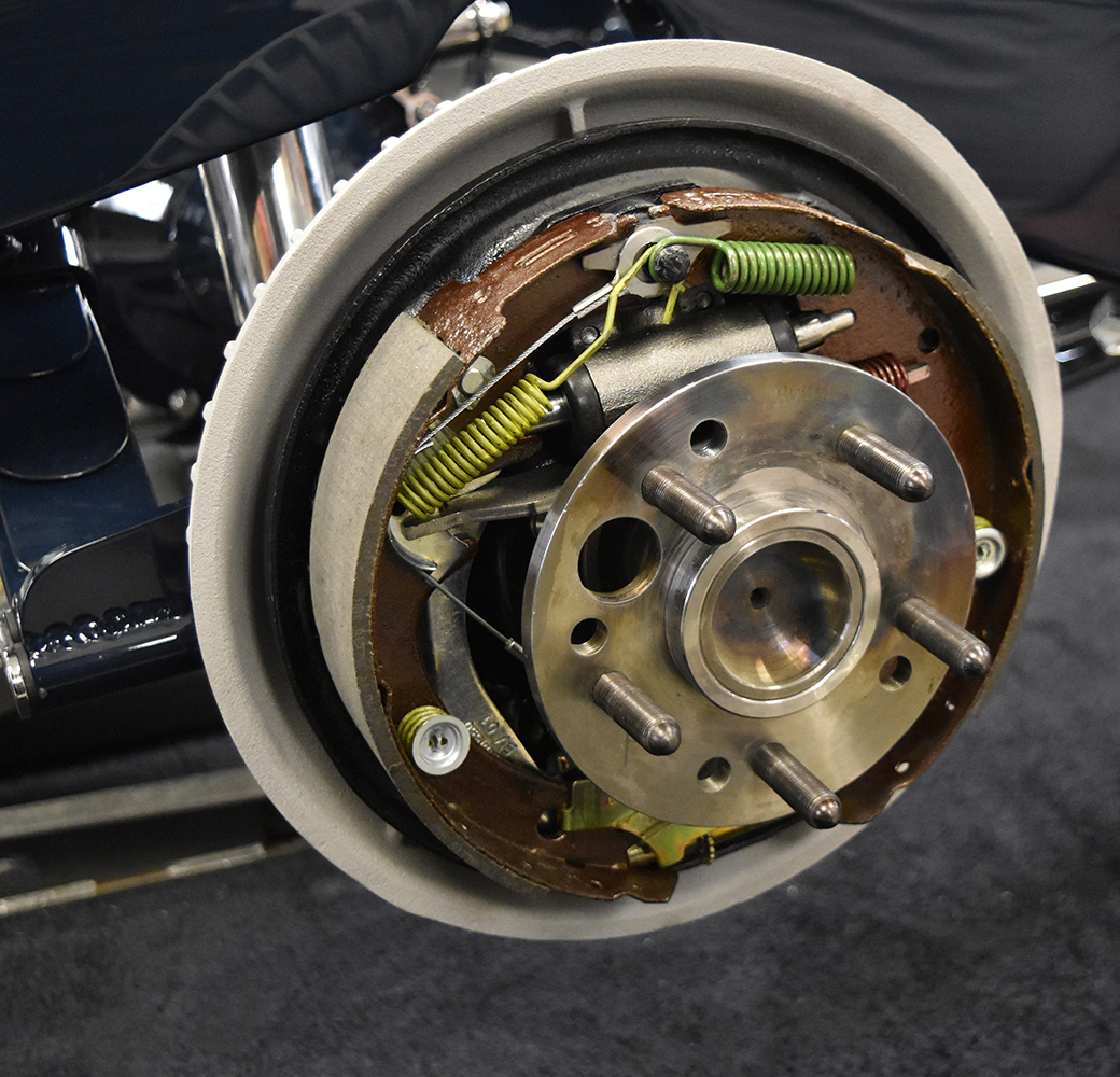 22 Open drum brake assembly with fresh components