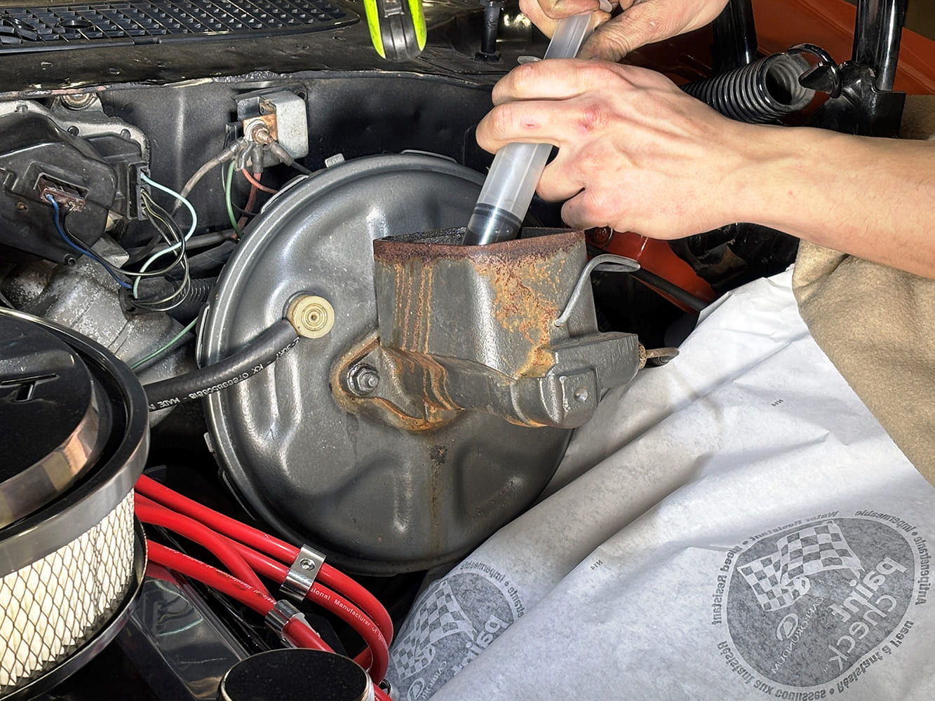 005 Removing old brake fluid from a rusted master cylinder