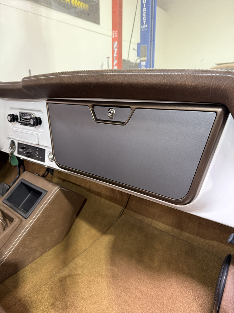 01 1972 c10 custom dash and glove box panel upgrade