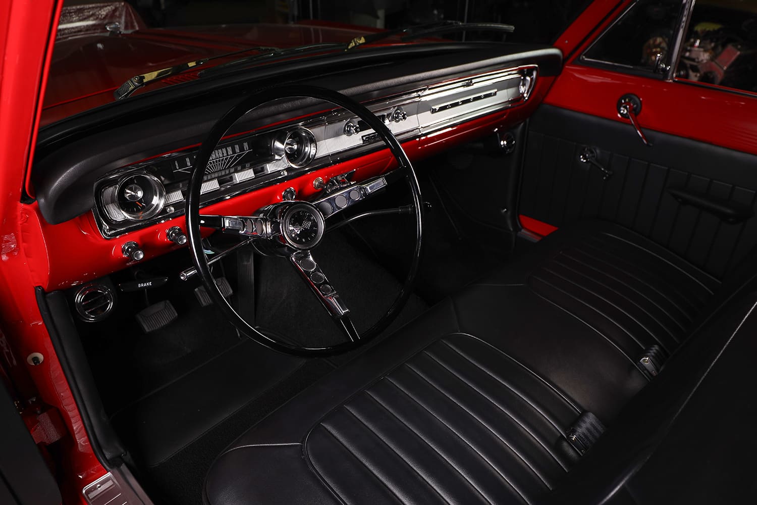 07 1965 Ranchero interior black bench seat red dashboard factory steering wheel