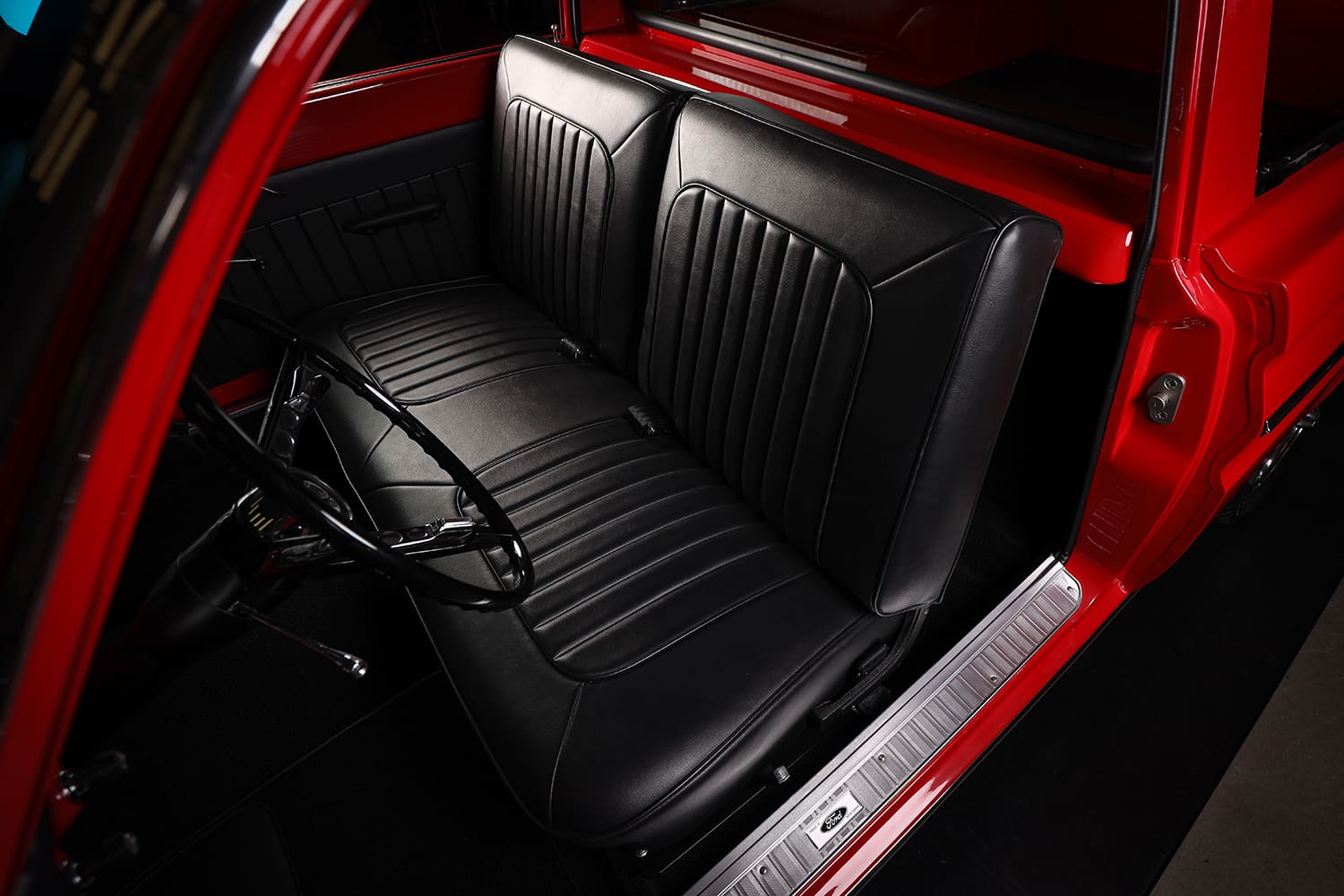 11 1965 Ranchero interior black bench seat red trim vintage styling