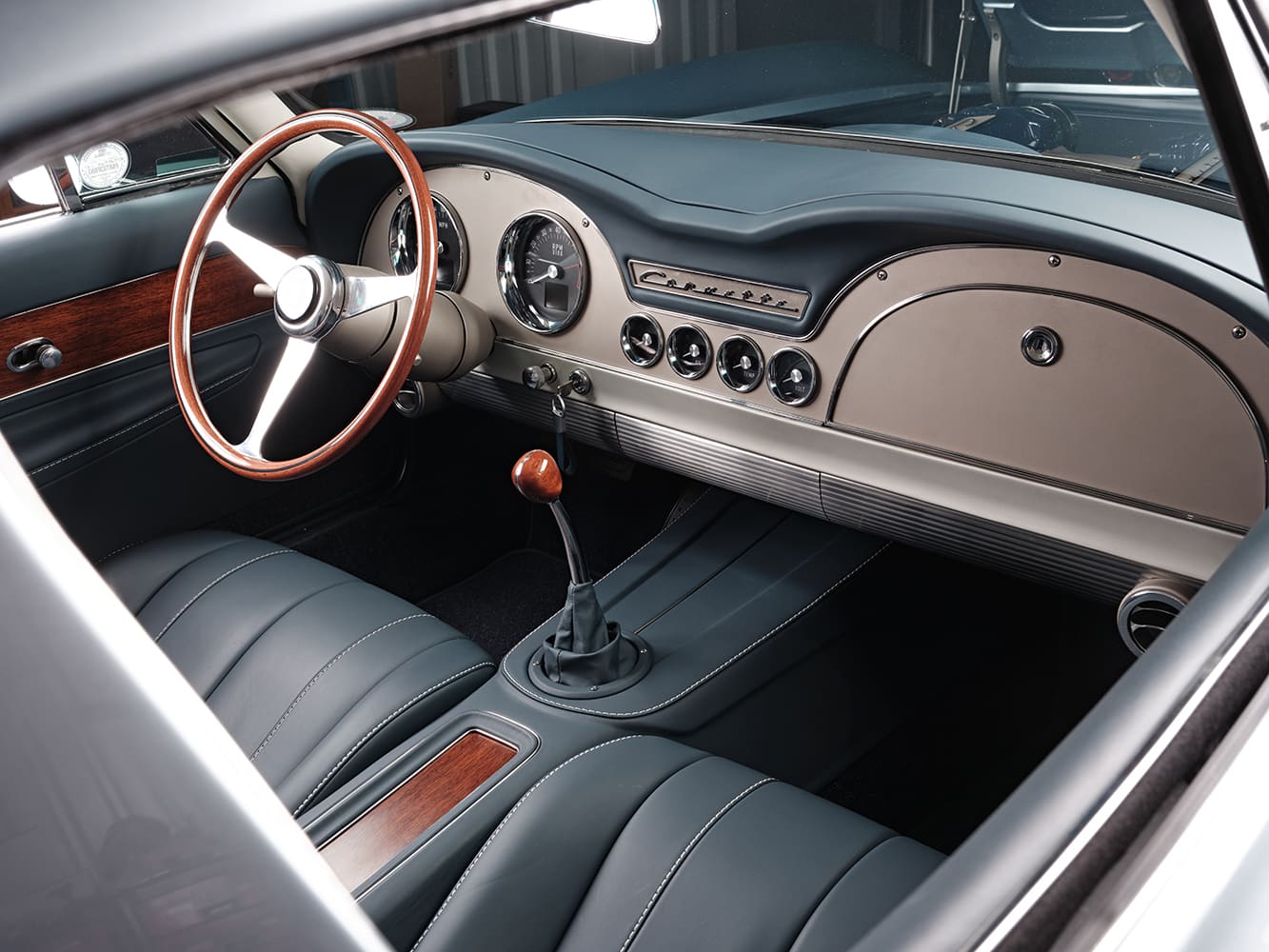 14 1963 Corvette interior custom dash wood wheel leather seats modern classic styling
