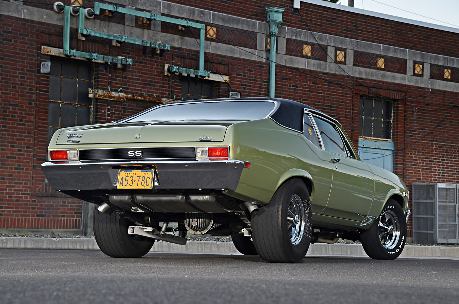 004 1969 Nova SS rear view Motion Performance drag suspension