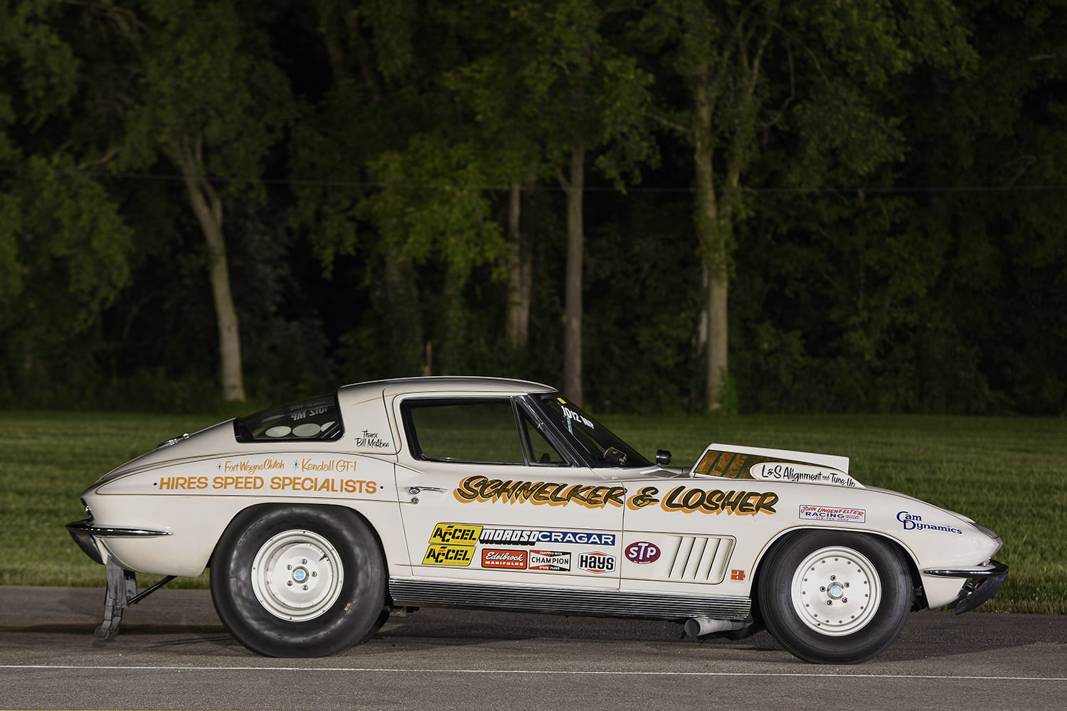 004 Side profile of 1963 Corvette drag car showing slicks chute mount and signature split rear window